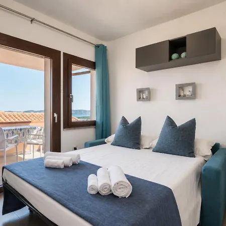 Sea View Terrace - Free Parking - Modern For 4 Guests شقة